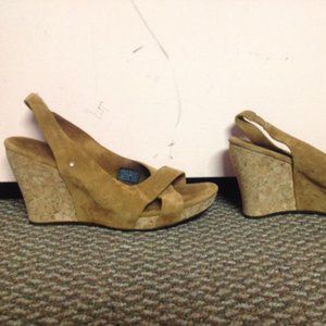 brown *super soft* woman's shoes